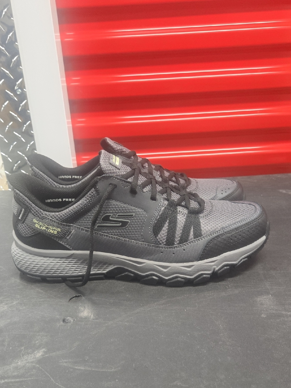 Skechers Men's Charcoal Gray Athletic Lace-Up Trainers Size 14 **